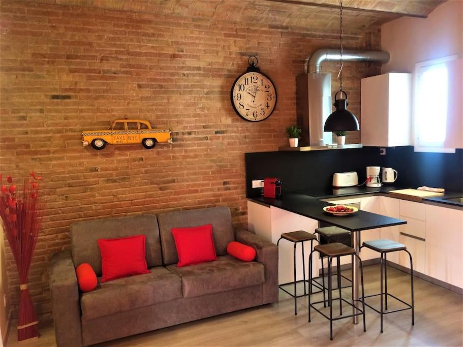 Lovely & Bright Vila Olimpica Beach Apartment 바르셀로나 외부 사진
