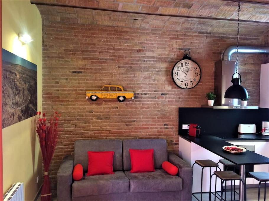 Lovely & Bright Vila Olimpica Beach Apartment 바르셀로나 외부 사진